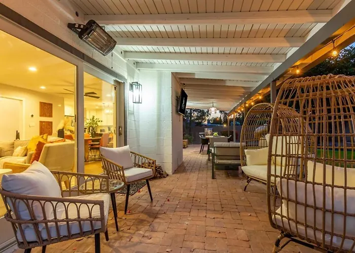 Corrine Family Oasis With Heated Pool & Putting *